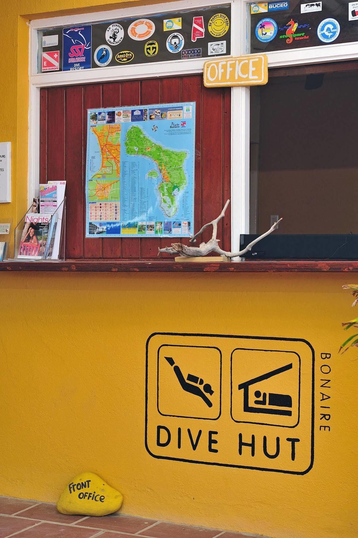 The Dive Hut - Boutique Apartments クラレンダイク エクステリア 写真